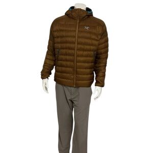 Arc’teryx Men’s Brown Full Zip Puffer Jacket